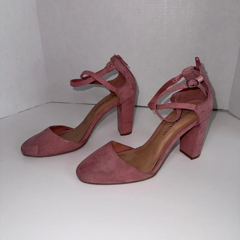 Christian Siriano Women's Faux Suede Feel Close Toe Dusty Pink Heel Size 8